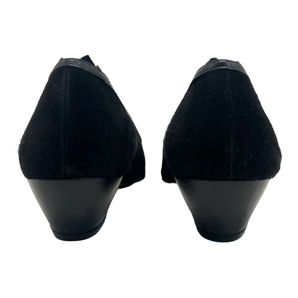 Salvatore Ferragamo Frania 40 Black Suede Leather Scallop Pumps Womens 7 AAA - Picture 9 of 16
